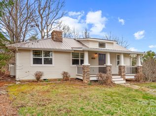 90 Palmer Ford Rd, Weaverville, NC 28787