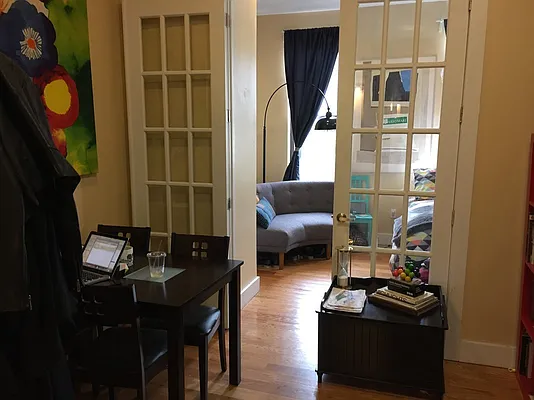 Rented by P Management | media 16