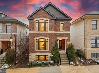 44537 Neponset St, Ashburn, VA 20147