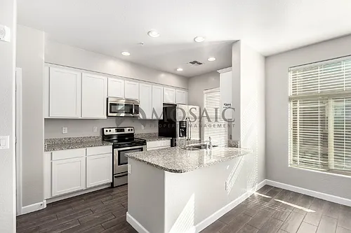 240 W Juniper Ave Photo 1