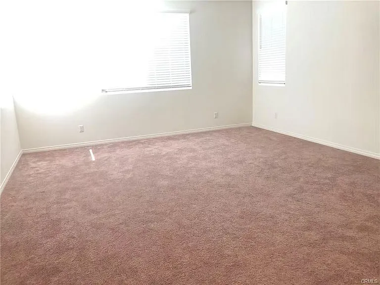 6998 Caledonia Way — Photo 13