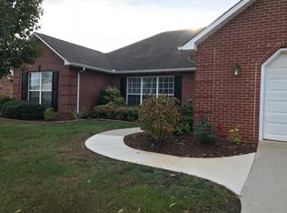 2110 Spalding Dr, Maryville, TN 37803