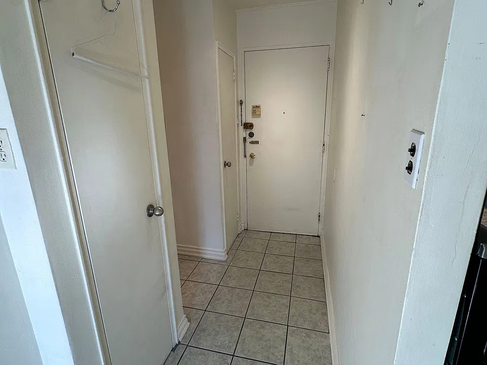 50 Gulliver Rd #102