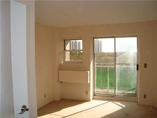 Rented by Luxor Homes & Investment Realty | media 2