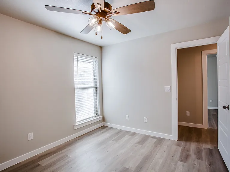 13206 Terrell Ave — Photo 15