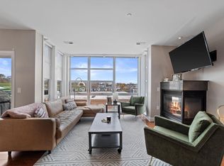 1888 N Water St APT 608, Milwaukee, WI