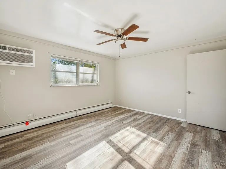 1654 Atson Ln #3 — Photo 6