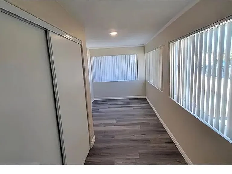 811 Orchid Ct #L — Photo 24