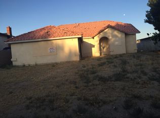 27589 Cloverleaf Dr, Helendale, CA 92342