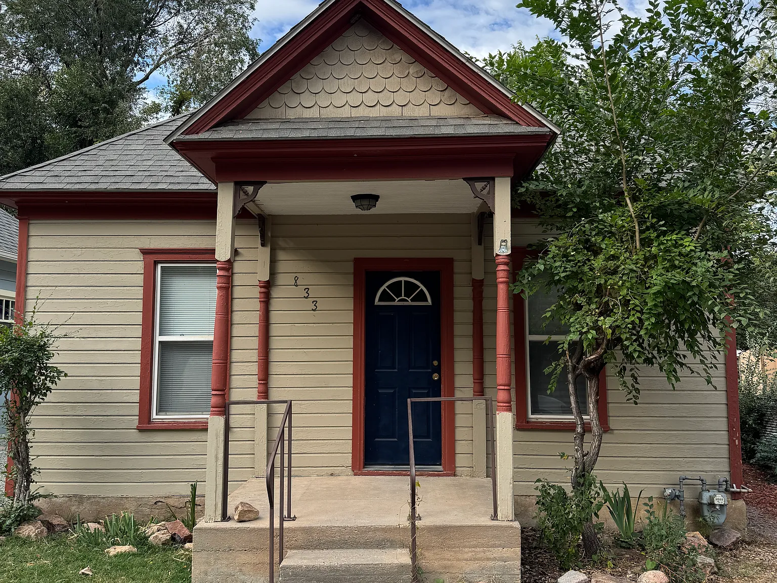 833 S 5th St — Photo 1