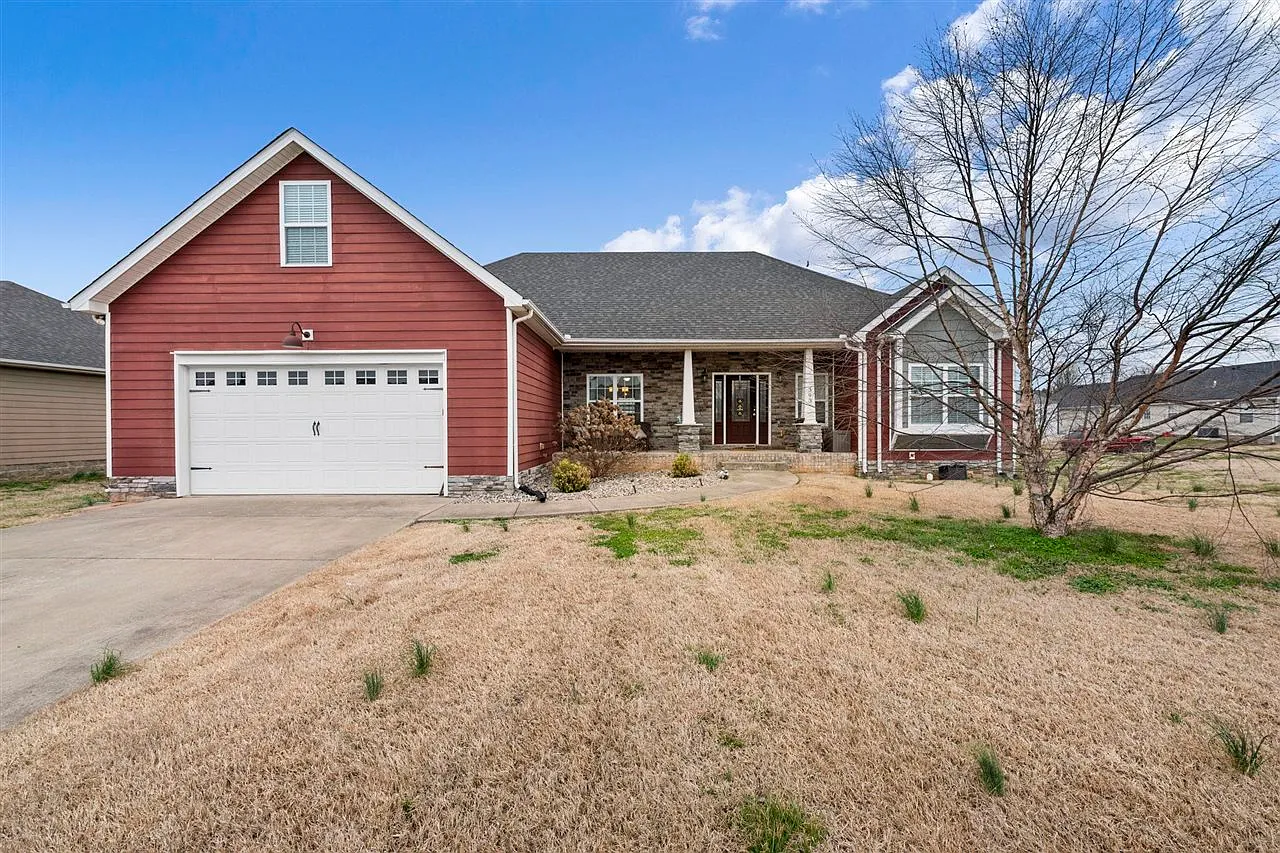 393 Red Elm Ln photo 1