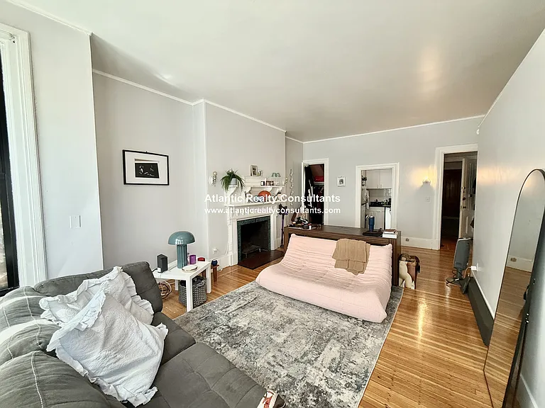 178 Marlborough St #4 — Photo 4