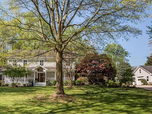 Expansive front view... including garage