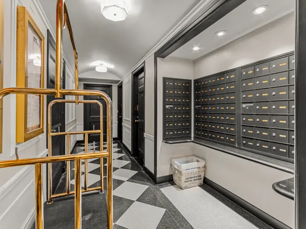 140 East 28th Street image 3 of 14