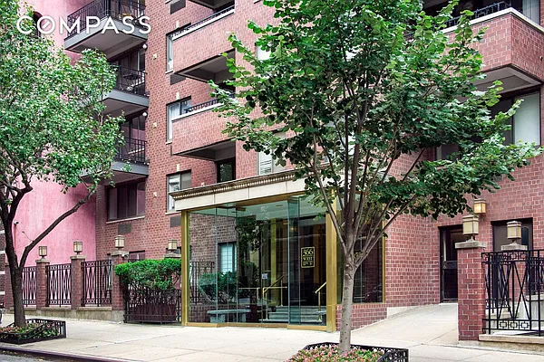 Sold by Compass | media 10