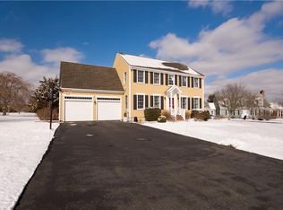 28 Lepes Rd, Portsmouth, RI 02871