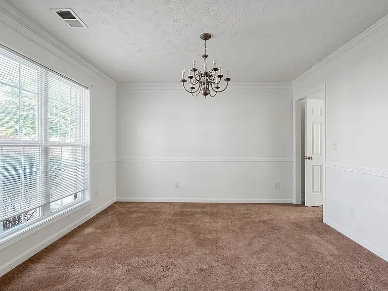 2909 Rusticwood Dr — Photo 15