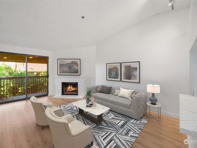 3322 I Street NE #E303, Auburn, WA, 98002