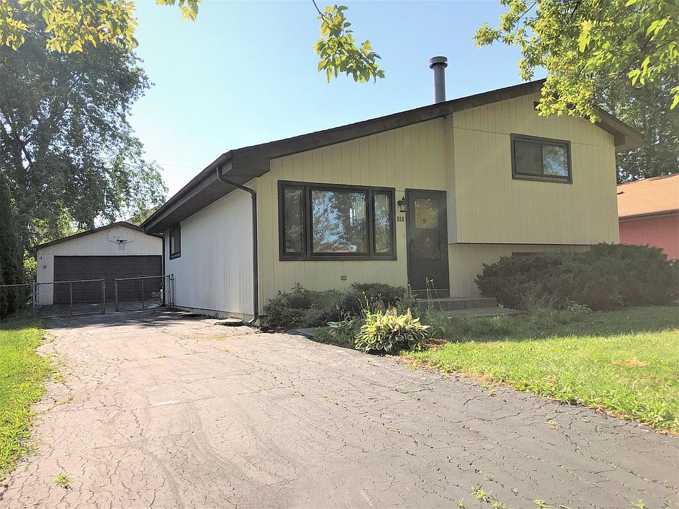 1st image of 386 Pine Ave
