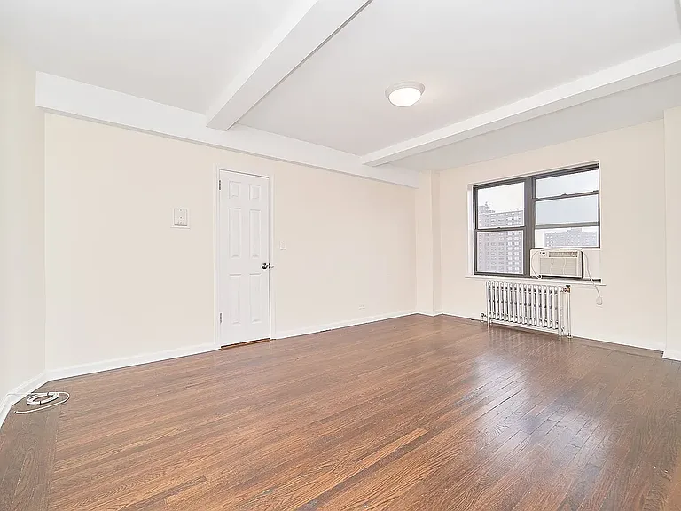 850 Amsterdam Ave #9B — Photo 4
