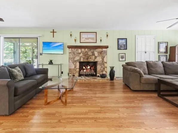 4701 New Walkertown Rd, Walkertown, NC 27051
