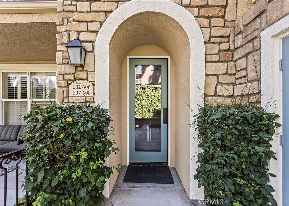 1st image of 607 Terra Bella