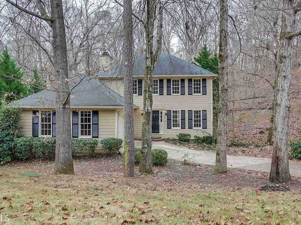 2nd image of 1661 Ellenwood Dr NE