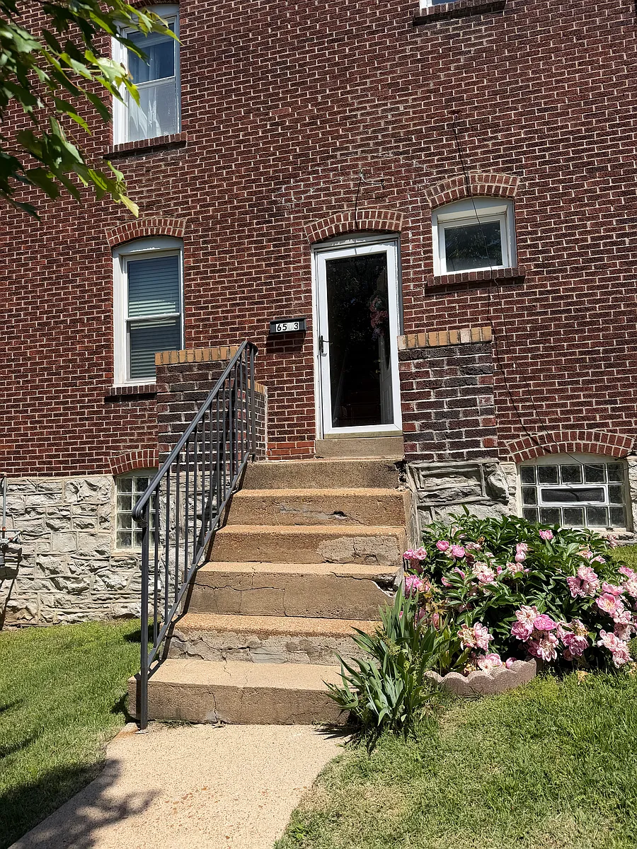 Building Photo - 6503 W Park Ave #2F