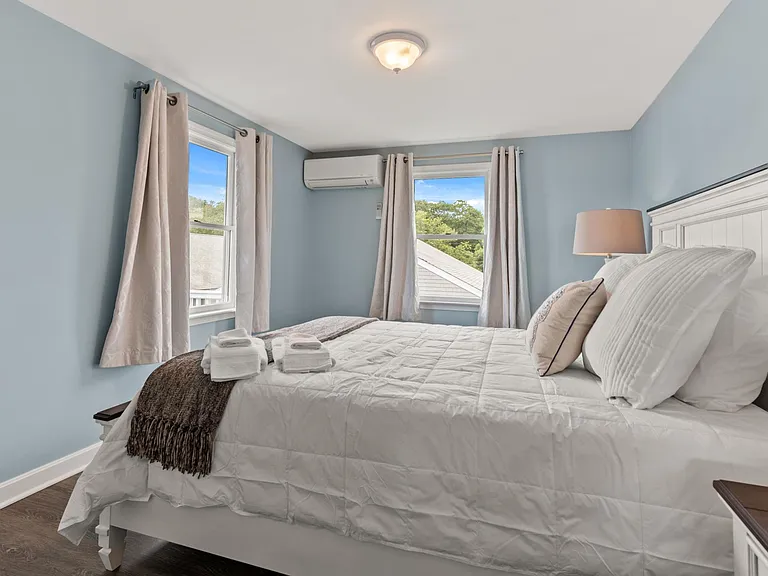 911 Ocean Blvd #10 — Photo 18