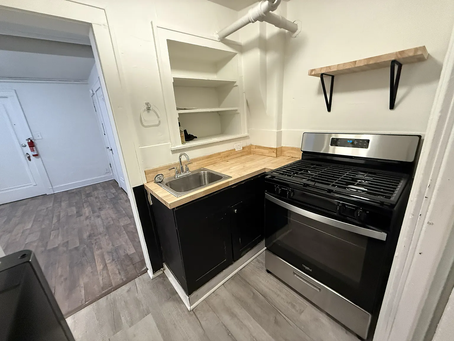 1 bed, 600 sqft, $700 — Photo 2