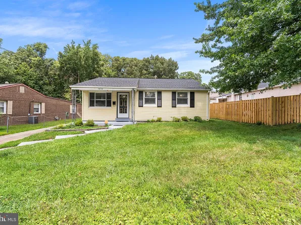 7832 Fiske Ave, Lanham, MD 20706
