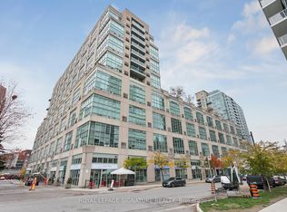 250 Manitoba St #111, Toronto, ON M8Y 4G8