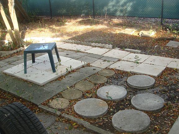patio in the back of the house