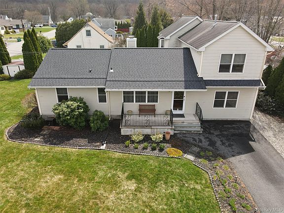 2nd image of 7 Pulaski Road #7
