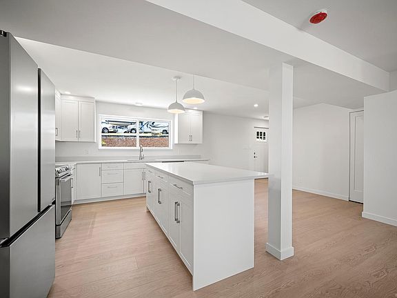 4th image of 896 Galerno Rd #A