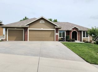 6204 SW 48th Ln, Topeka, KS 66610