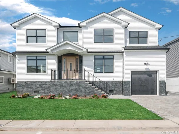 2849 Alder Road, Bellmore, NY 11710