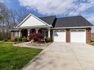 205 Rs Marcum Rd, Oneida, TN 37841