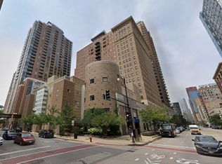 40 E 9th St APT 815, Chicago, IL 60605