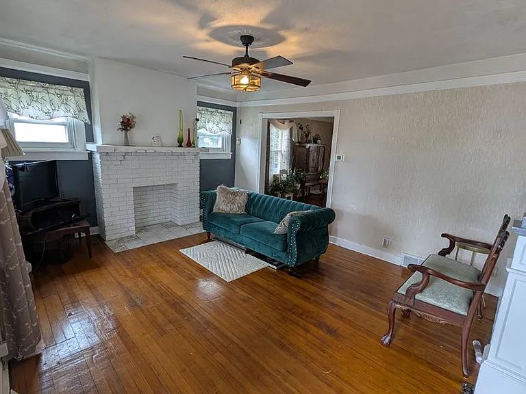 1444 Woodland Ave — Photo 4