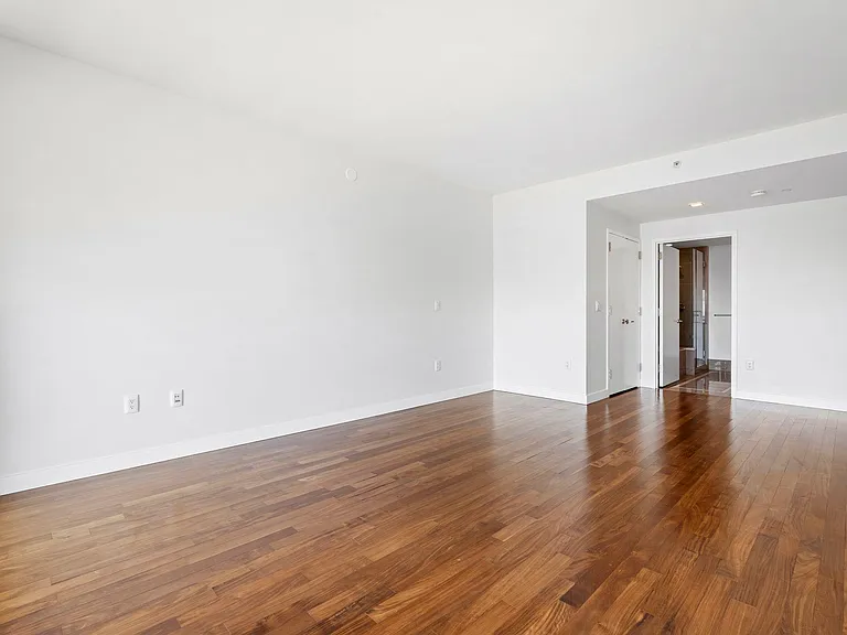 25 Hudson St #805 — Photo 23