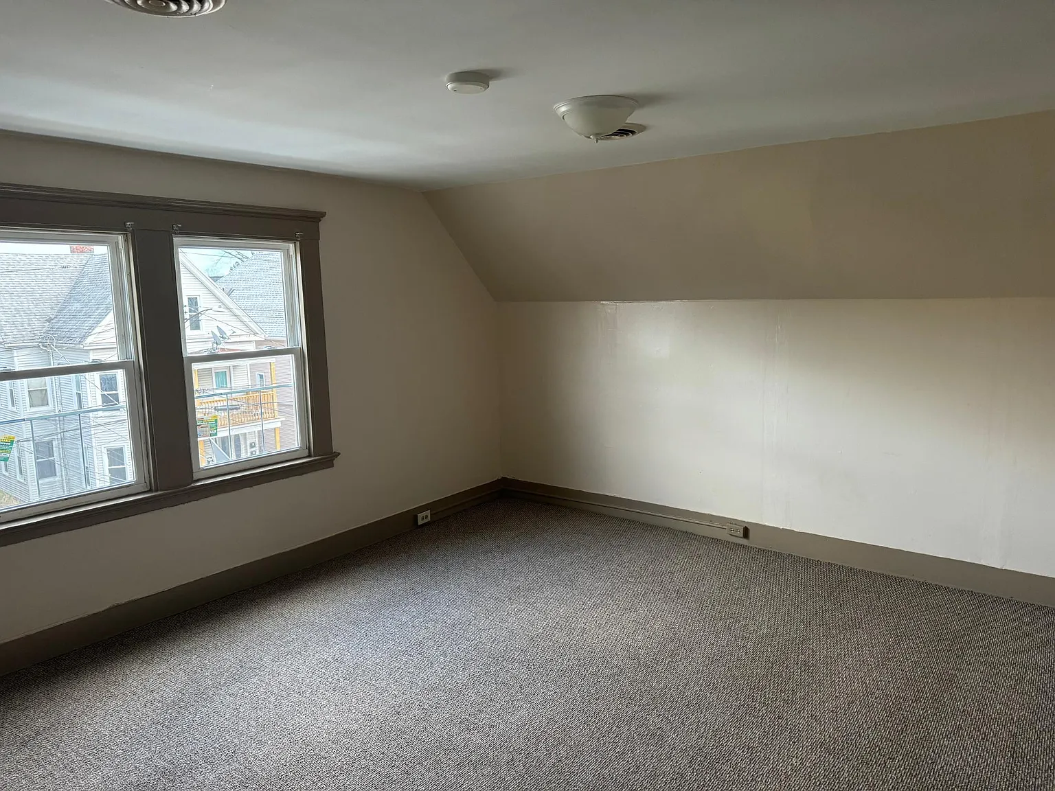 64 Ellsworth Ave — Photo 2