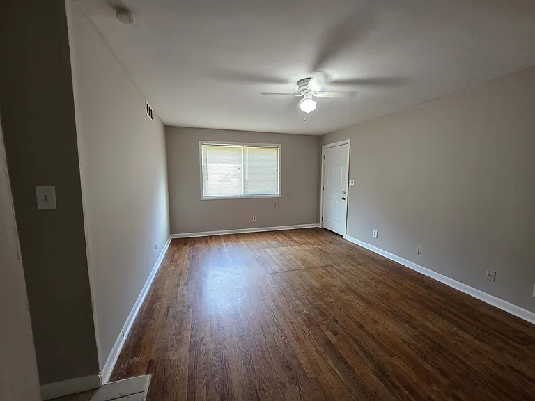 1610 Line St #3 — Photo 13