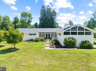 441 Burnt Mill Rd, Chadds Ford, PA 19317