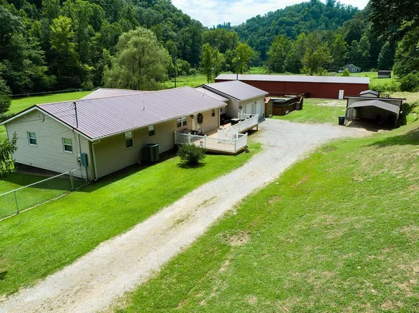 811 State Highway 1750, East Pt, KY 41216