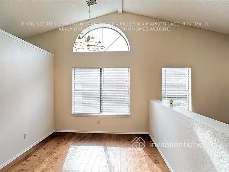 1504 Mountain Side Dr — Photo 8