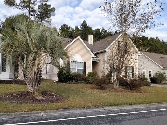 3rd image of 253 Carriage Lake Dr