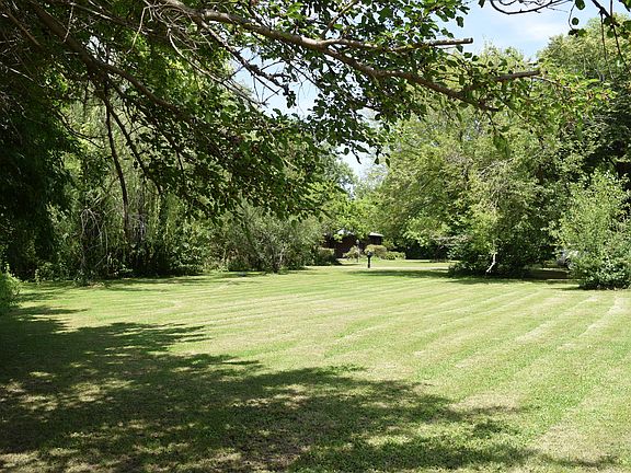 3rd image of 3720 Kessler Boulevard East Dr