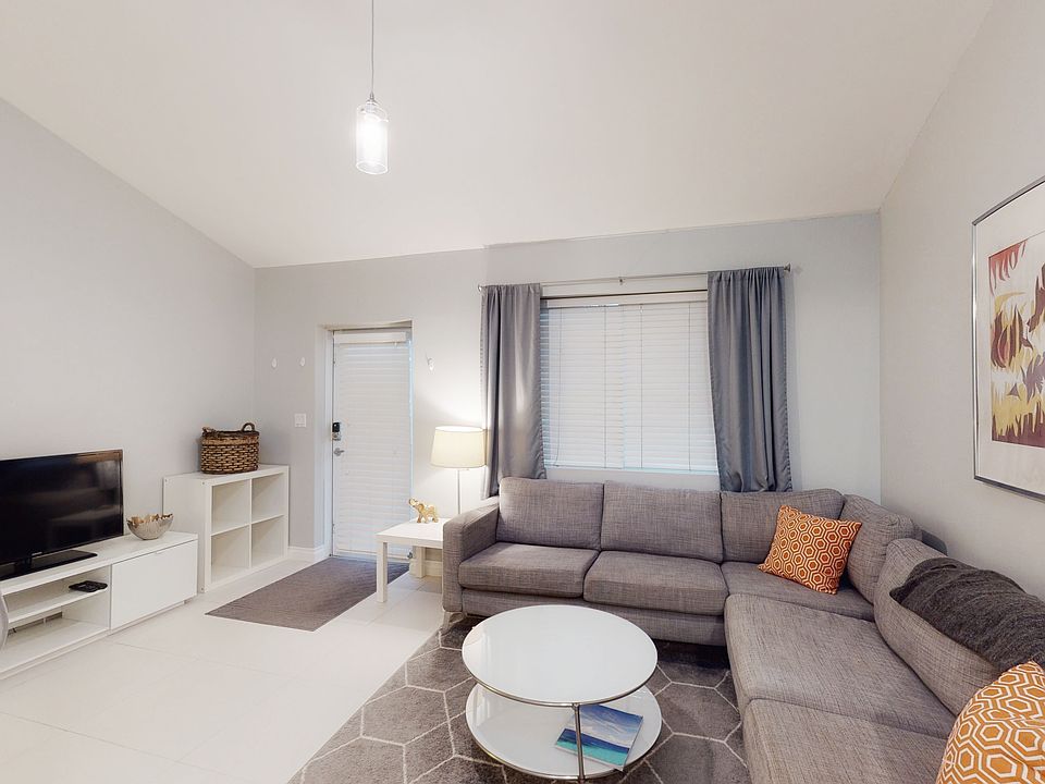 1st image of 328 Euclid Ave APT 105