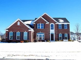 10105 Benham Dr, Dayton, OH 45458